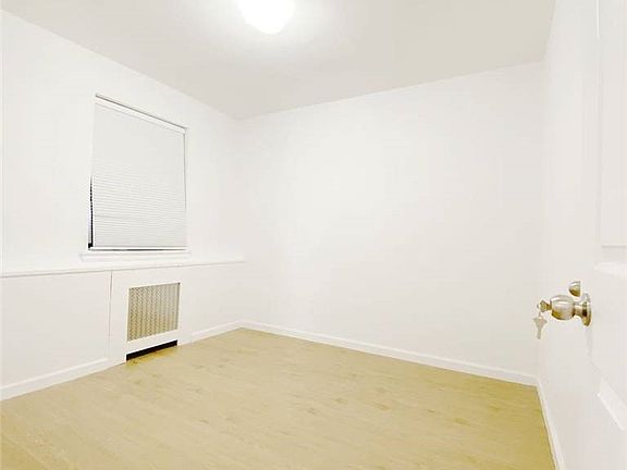4th image of 4616 215th Pl APT 2C