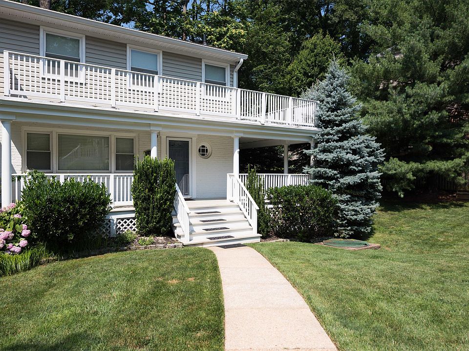 1st image of 4811 21st St N