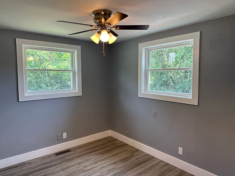 189 Algonquin Dr — Photo 8
