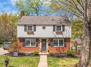 853 Hawthorne Dr, Pittsburgh, PA