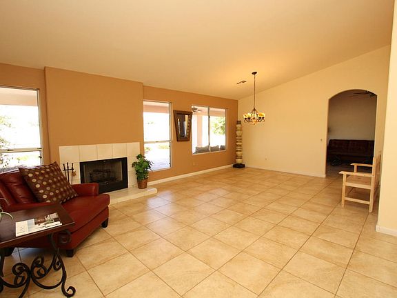 5th image of 65360 E Rolling Hills Dr