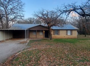 105 Granada Dr, Weatherford, TX 76088