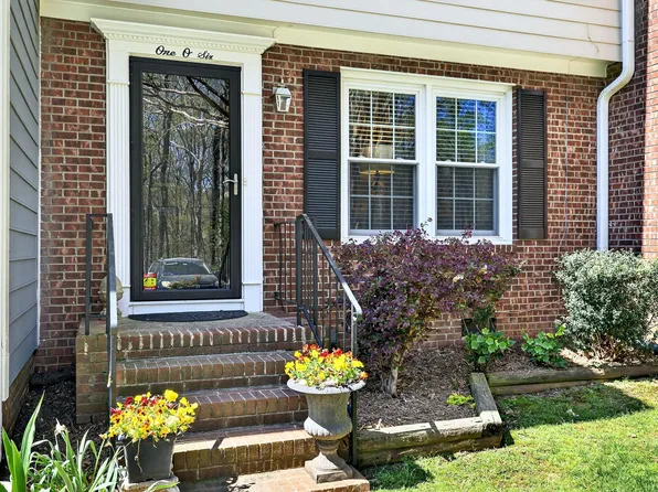 106 Bay Dr, Cary, NC 27511