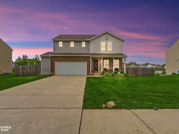 6160 Crooked River Dr, Swartz Creek, MI 48473