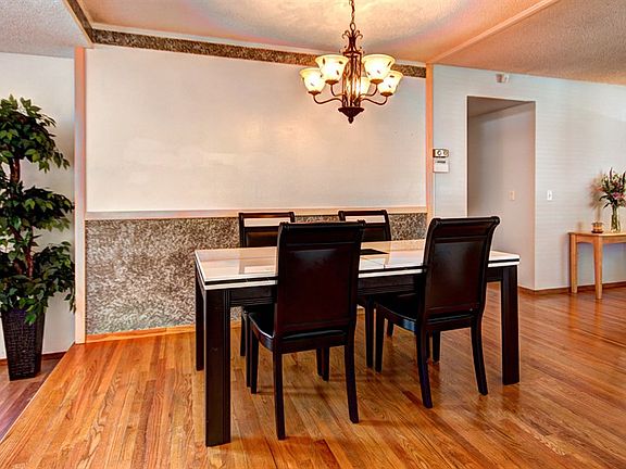 5th image of 699 Alamo Dr