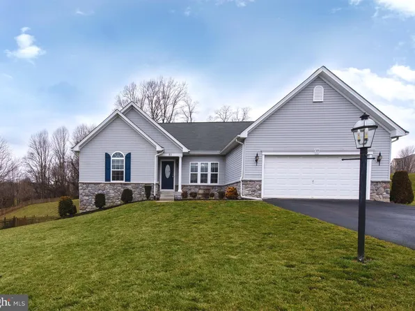 83 Split Rock Dr, Delta, PA 17314