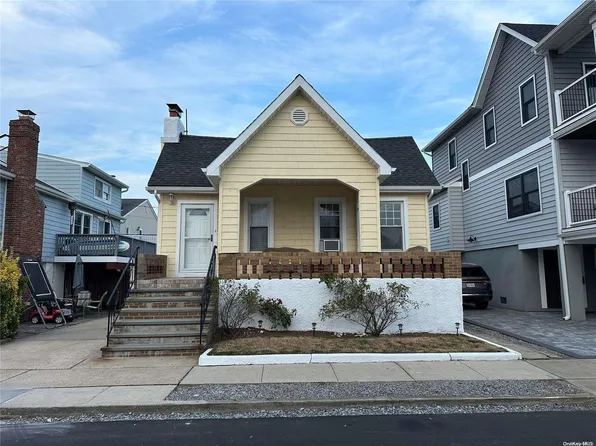 110 Taft Avenue, Long Beach, NY 11561