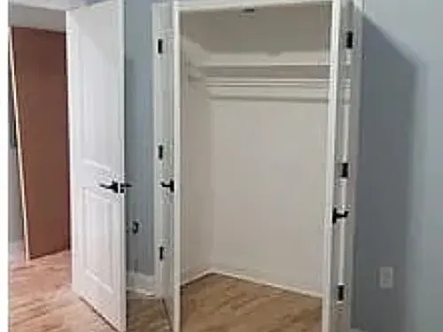 61 Linden Ave Photo 1