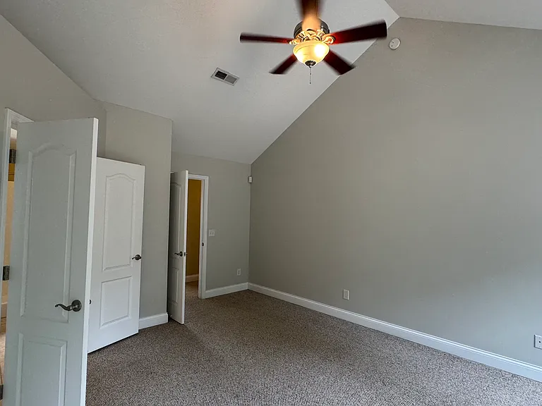 5685 Hyacinth Ln — Photo 21