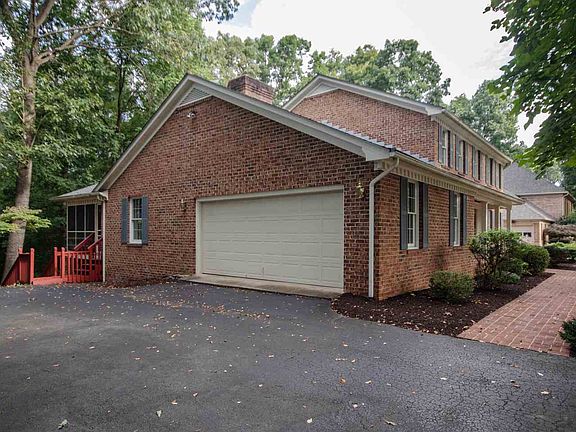 2nd image of 1285 Cumberland Dr