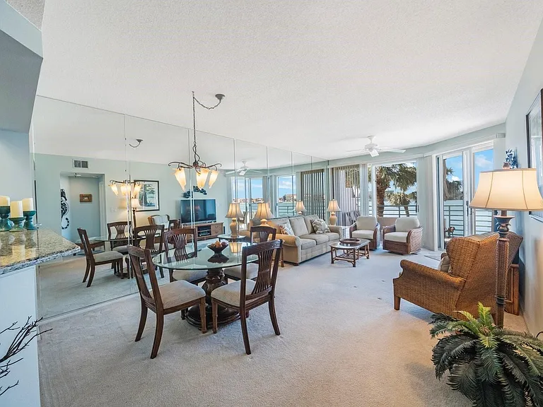 8020 Sailboat Key Blvd S #105 — Photo 4