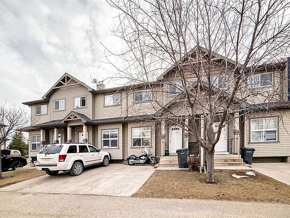 2nd image of 111 E Ranch Ridge Mdw