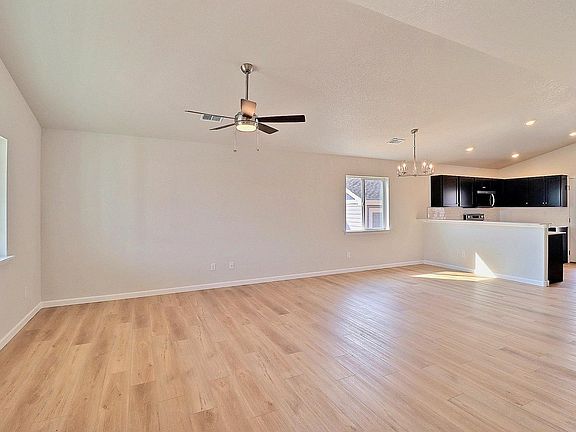 5th image of 4209 Rockcress Rd