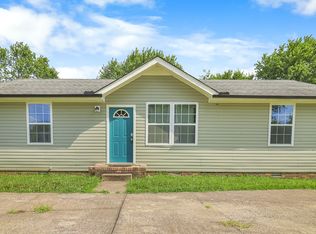 222 Mark Spitz Dr, Clarksville, TN 37042