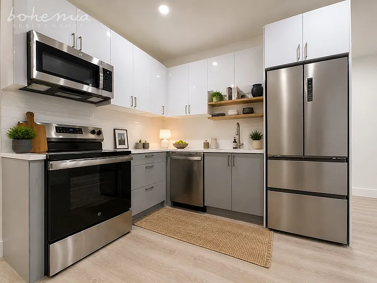 815 W 180th St #21 — Photo 2