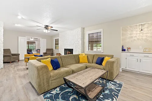 1434 Overo Cir #ID1221859P Photo 1
