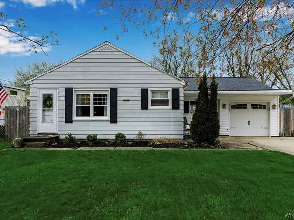 3202 Durham Rd, Hamburg, NY 14075
