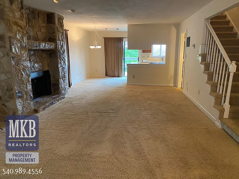 3377 Kelly Ln — Photo 7