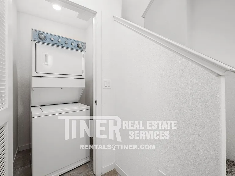 4152 Rotor Ln — Photo 28