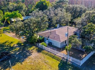 10410 Hilltop Dr, New Port Richey, FL 34654