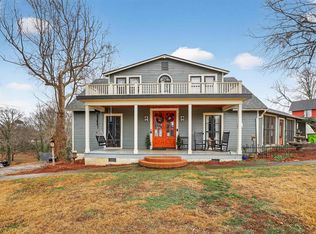 200 E Greenwood St, Landrum, SC 29356