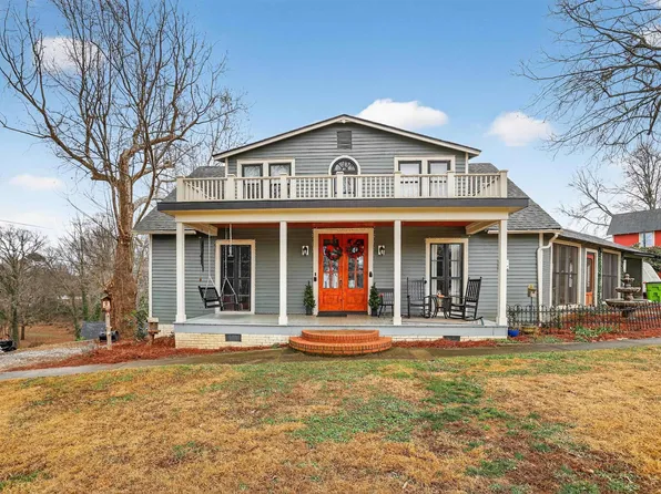 200 E Greenwood St, Landrum, SC 29356