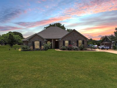 189 Lost Oak Dr, Azle, TX, 76020