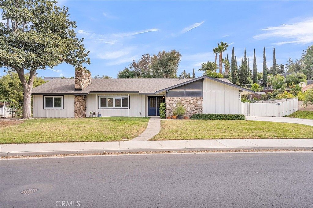 5994 Shaker Dr, Riverside, CA 92506 | Zillow