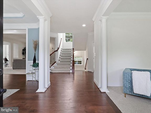 3rd image of 41595 Revival Dr