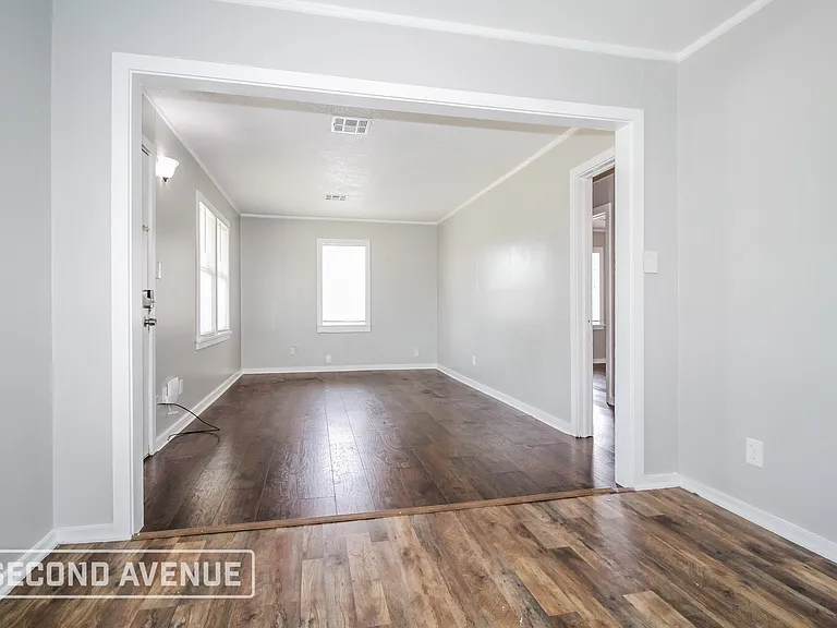 110 E Myrtle Dr — Photo 10