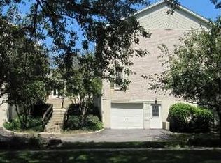 111 N Wheaton Ave UNIT 109, Wheaton, IL 60187