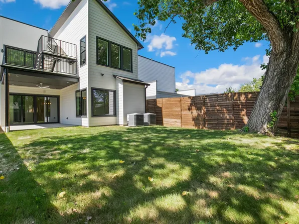 1951 Leath St, Dallas, TX 75212