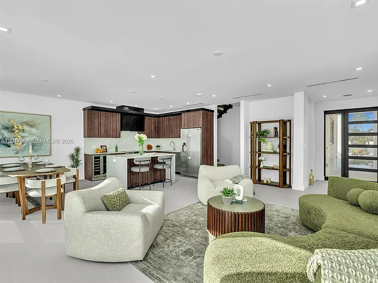 4640 SW 32nd Ave #D1 — Photo 7