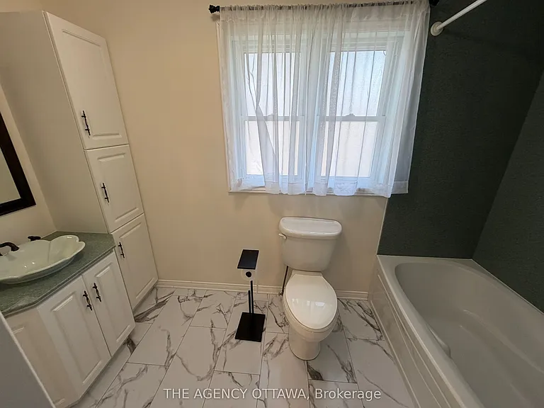 6351 Saint Louis Dr — Photo 13