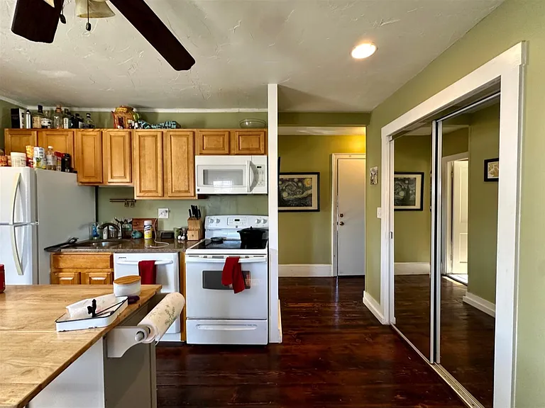147 Highland Ave #1 — Photo 16