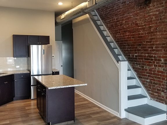 5th image of 1112 Mifflin St Floor 3