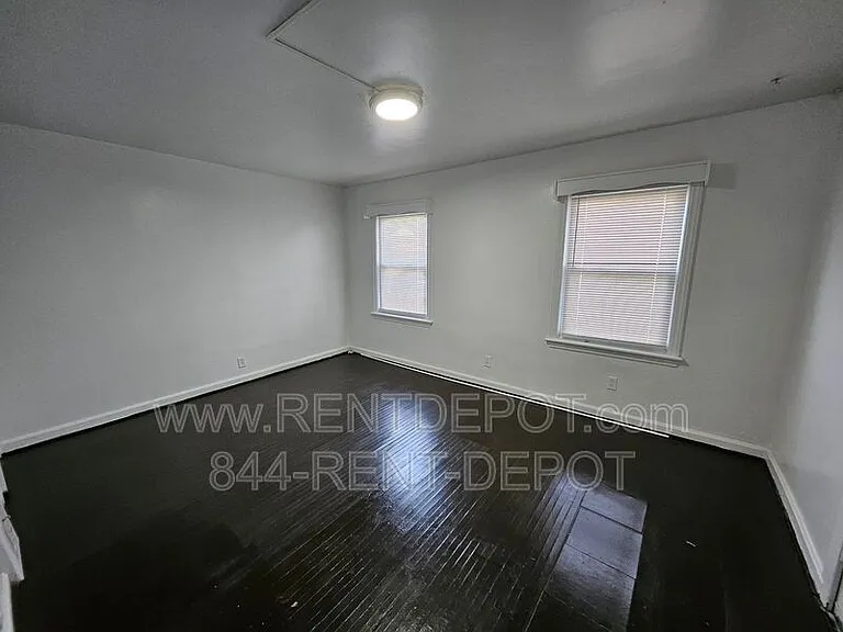 1133 Bayard Park Dr #B — Photo 2