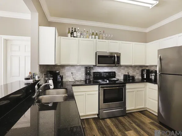 710 E Boyd Dr APT 1004, Baton Rouge, LA 70808