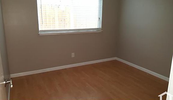 3rd image of 7330 Rainbow Dr APT 1