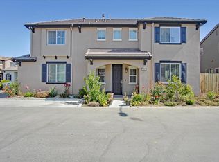 260 Slate Ave, Hollister, CA 95023