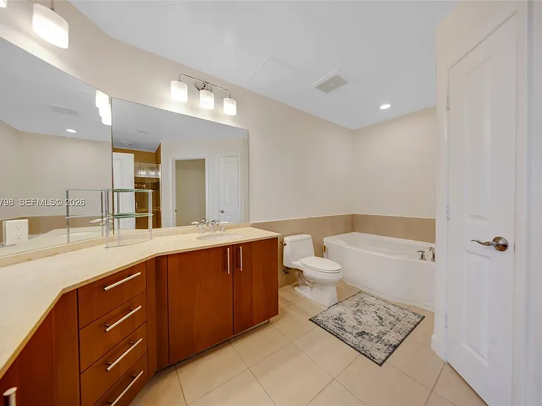 1945 S Ocean Dr #714 — Photo 7