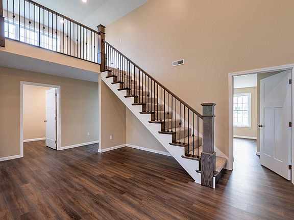 5th image of 6396 Arbuckle Ln