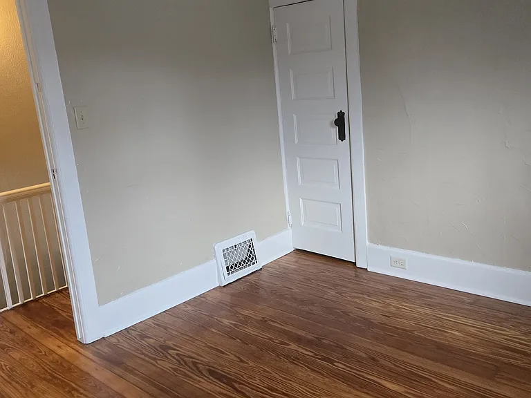 1737 Prairie Ave — Photo 7