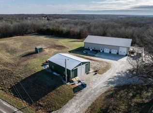 6912 Columbus Rd, Quincy, IL 62305