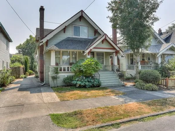 3936 SE Harrison St, Portland, OR 97214