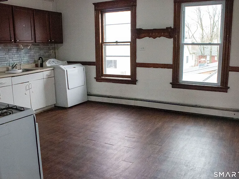 405 Wilson St #3 — Photo 4