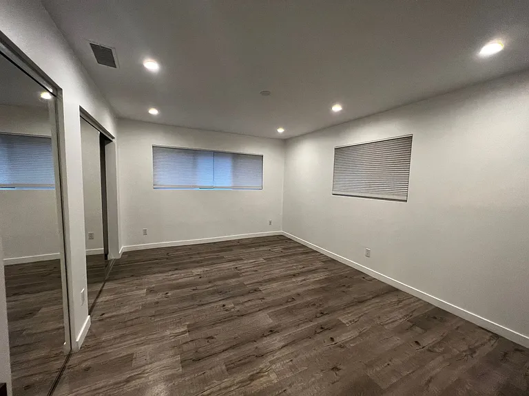 1233 Franklin St #101 — Photo 12