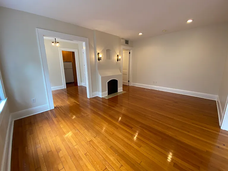 823 S Oregon Ave #1 — Photo 5