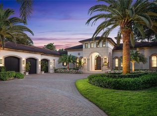 2562 Escada Ct, Naples, FL 34109