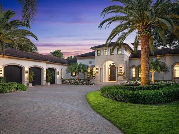 2562 Escada CT, NAPLES, FL 34109